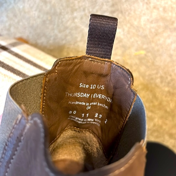 NWOT Thursday Boot Co. “Legend” Chelsea boots. Size 10 - Picture 6 of 7